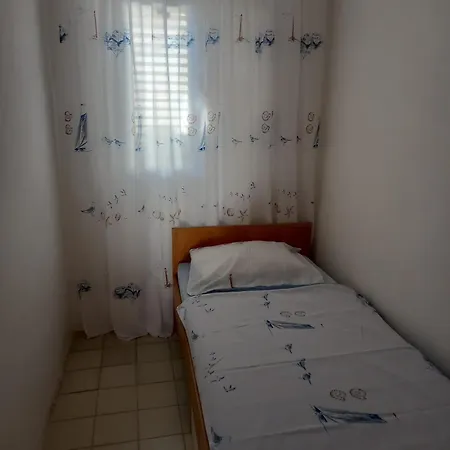 Appartement Apartman Povljana *
