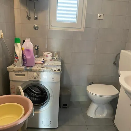 Apartman Povljana 아파트 포블랴나